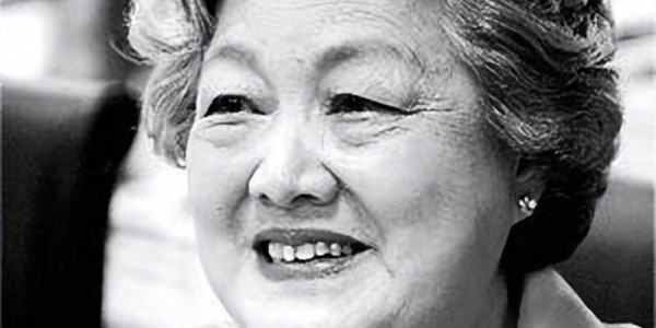 天博体育官方入口-08年章含之逝世，临终前留下遗言，洪晃因何说：妈妈是个聪明人？