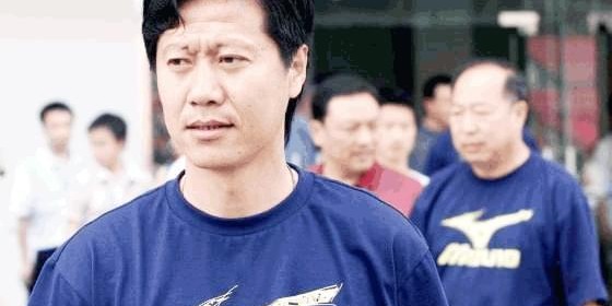天博体育登录入口-他是老辽足阵中“奔跑的羚羊”，为了家乡球队毅然复出，柳忠长