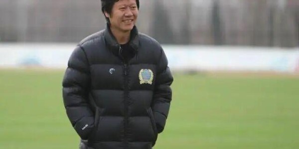 天博体育登录入口-他是老辽足阵中“奔跑的羚羊”，为了家乡球队毅然复出，柳忠长